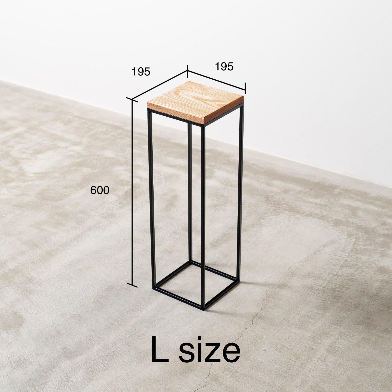 Planter stand, black color