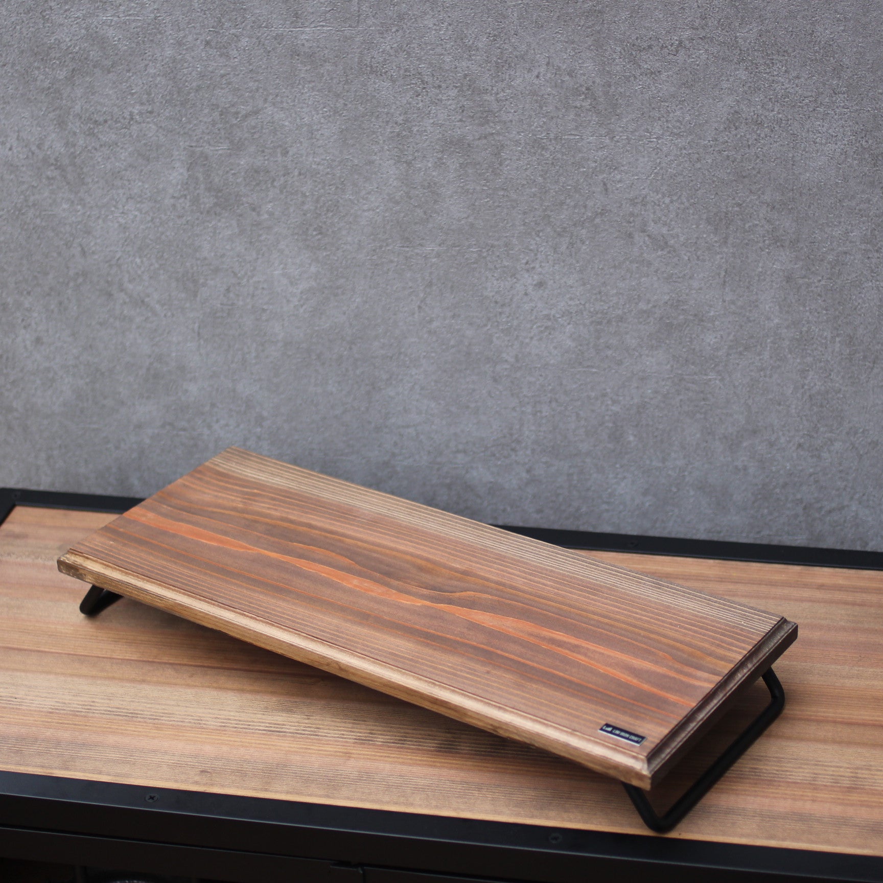 LOW DISPLAY BOARD(ロー・ディスプレイ・ボード)