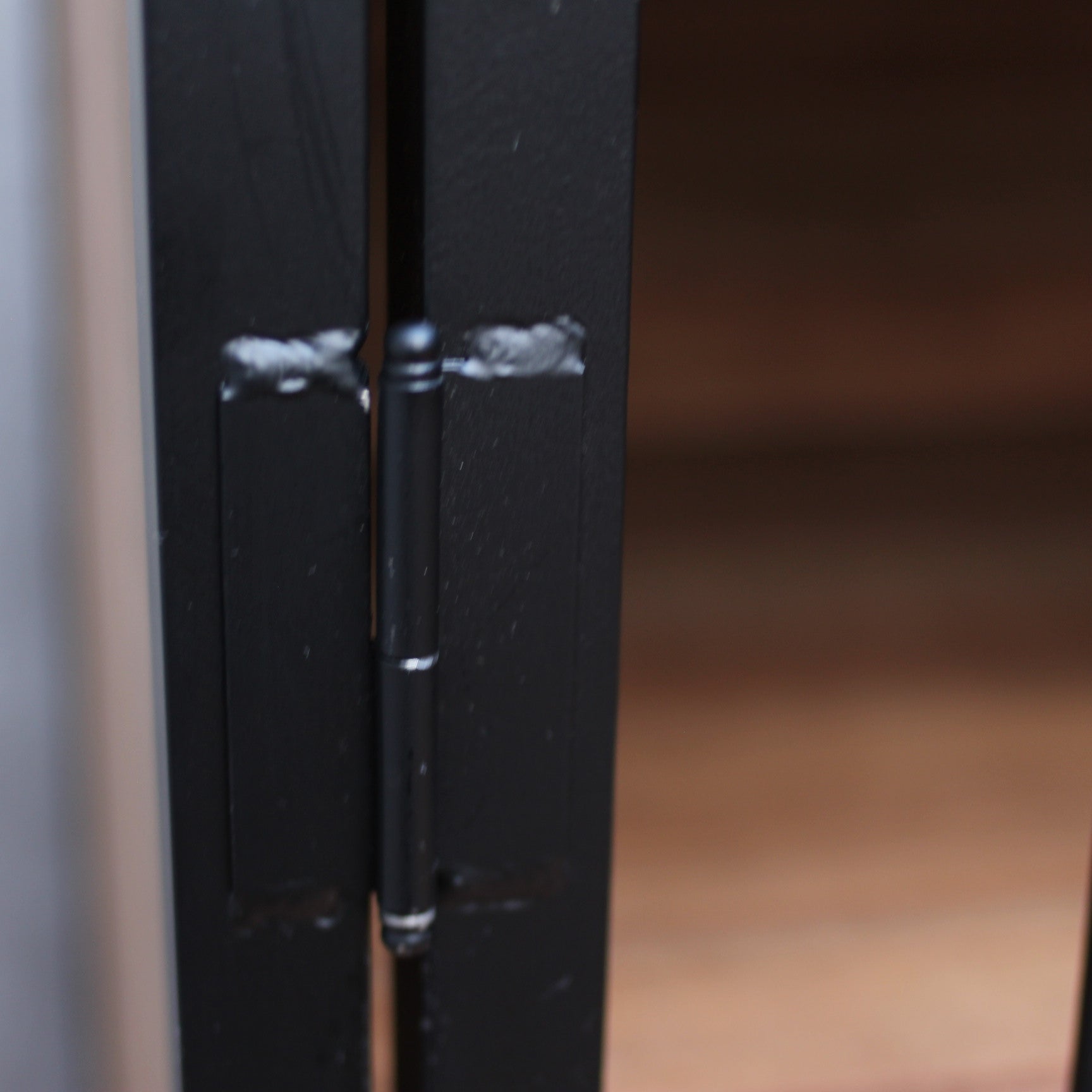 アイアンキャビネット